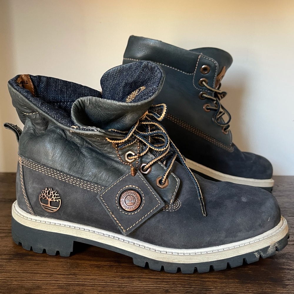 Rare VINTAGE Timberland Denim and Nubuck Fold Over. Circa 2003 or 05